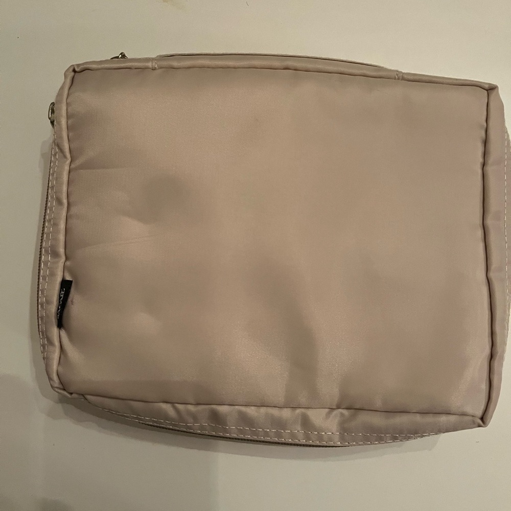 Bagail travel bags 4 Piece Suitcase Organizer
NWOT